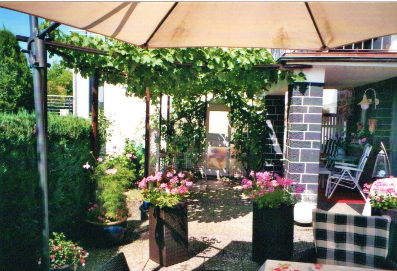 Ferienwohnung Büttner Solms-Oberbiel Exterior foto